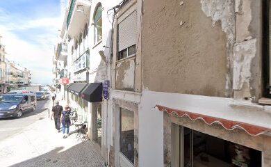 Costureiras em Nazaré 2 Loja Vasco M Jorge Sales