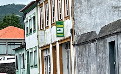 Loja de costura Açormodas - Máquinas de Costura Singer e Têxtil-Lar