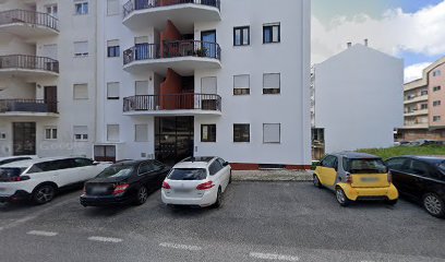 Modista Ateliê neri e rai