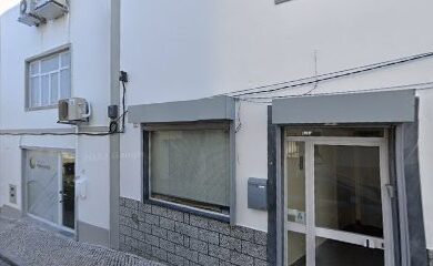 Retrosaria Manuela Coelho - Retorsaria, Tecidos e Confeção à Sua Medida