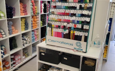 Costureiras em Bombarral 3 Retrosaria Retrosaria Carminho